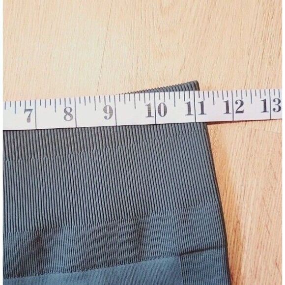 Lululemon High Waist Seamless Army Green  Legging Women's Size 2 - Picture 7 of 9